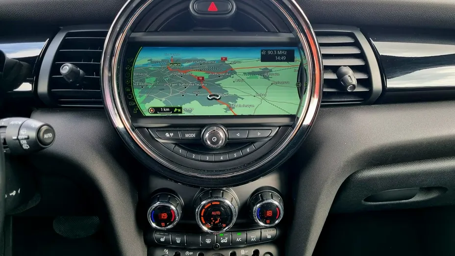 MINI Cooper -