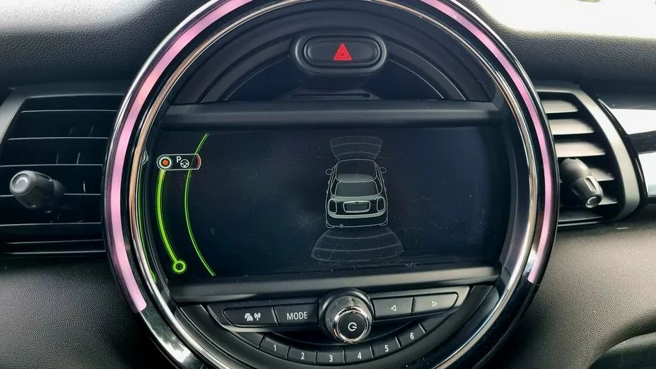 MINI Cooper -