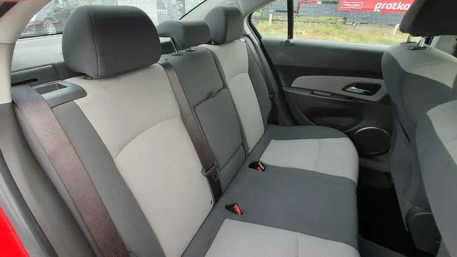 CHEVROLET Cruze -