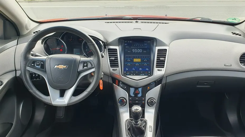 CHEVROLET Cruze -