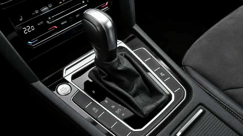 VOLKSWAGEN Arteon -