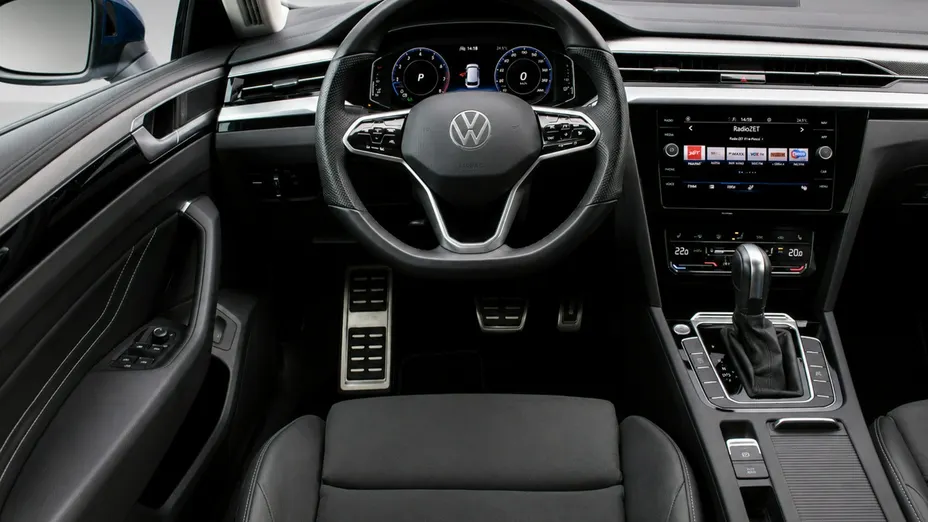 VOLKSWAGEN Arteon -