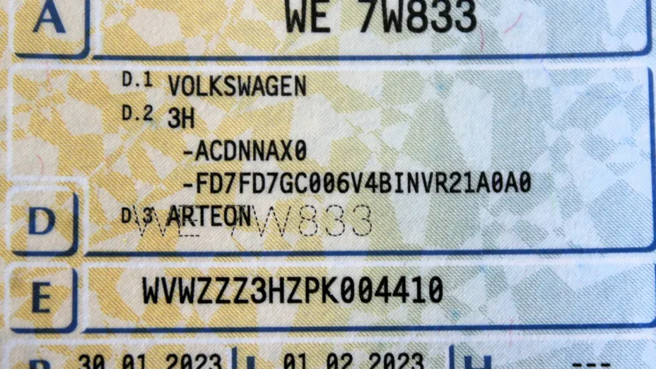VOLKSWAGEN Arteon -