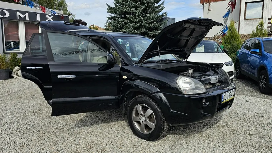 HYUNDAI Tucson -