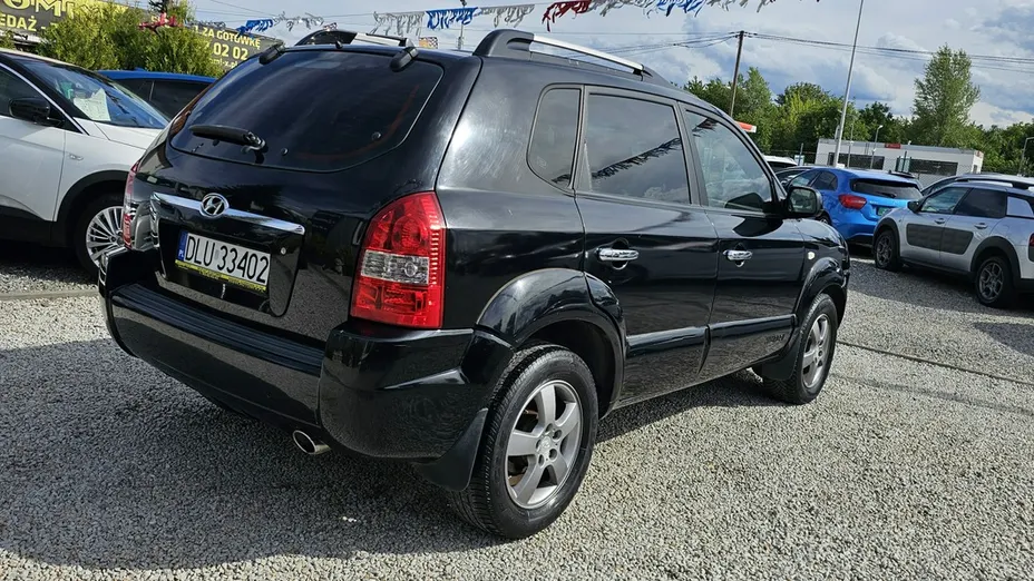 HYUNDAI Tucson -