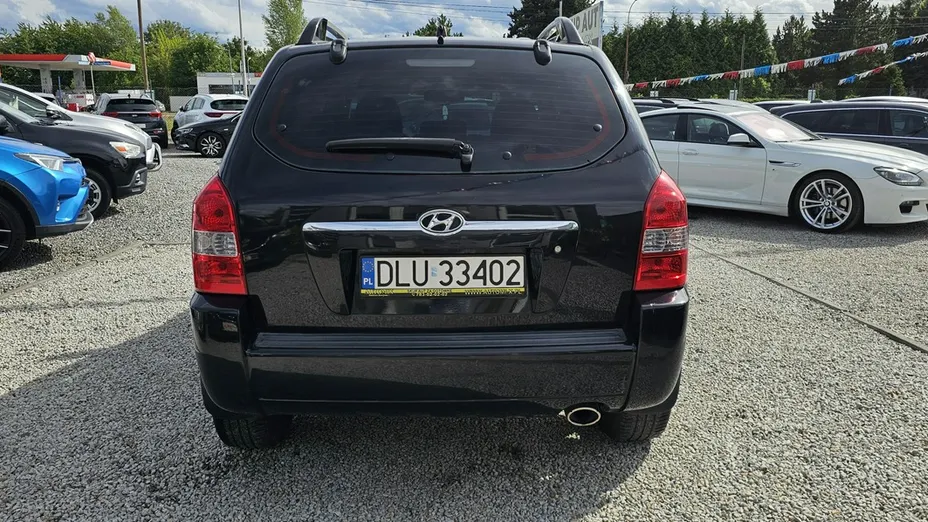HYUNDAI Tucson -