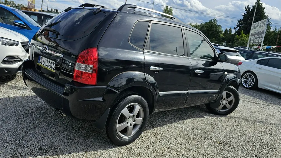 HYUNDAI Tucson -