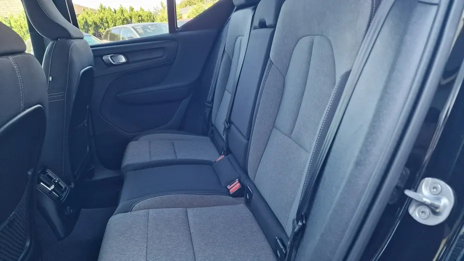 VOLVO XC40 -