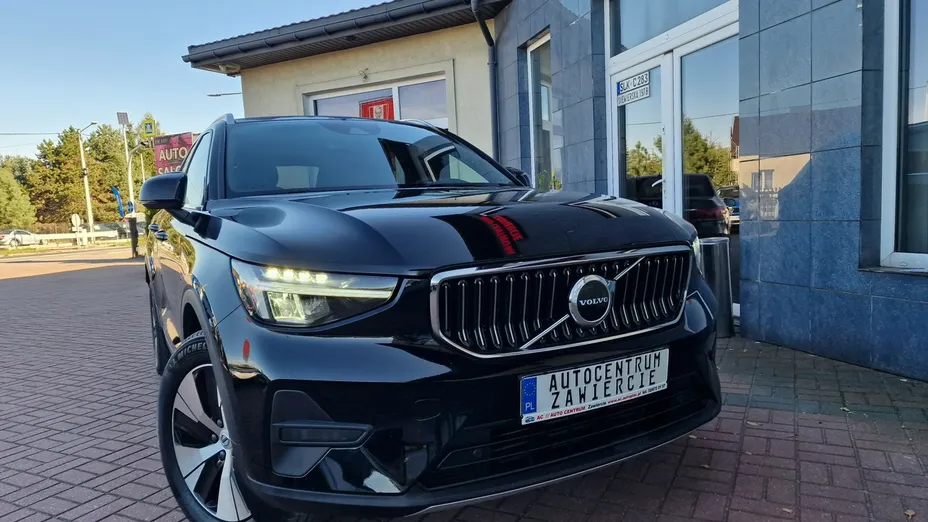 VOLVO XC40 -