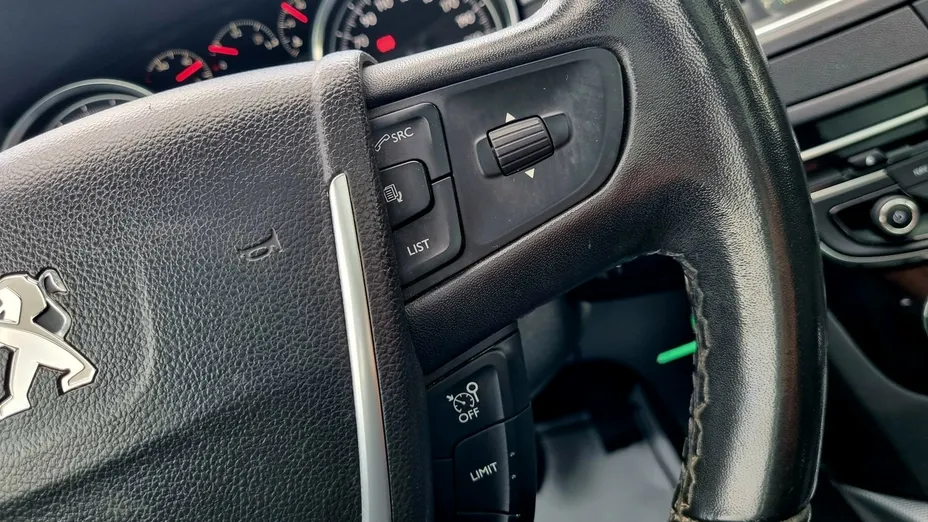PEUGEOT 508 -