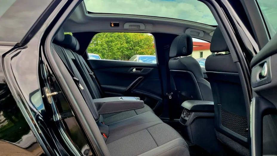 PEUGEOT 508 -