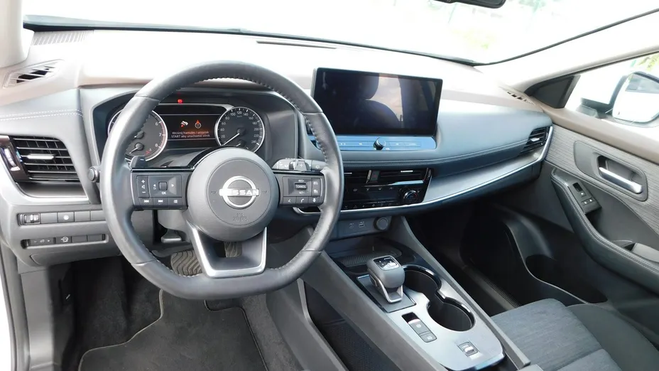 NISSAN X-Trail -