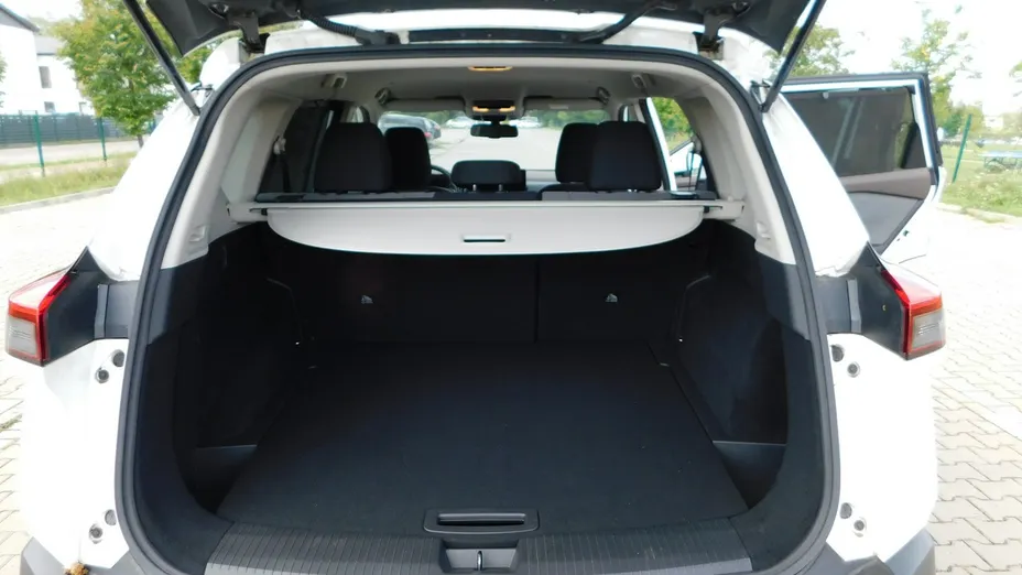 NISSAN X-Trail -
