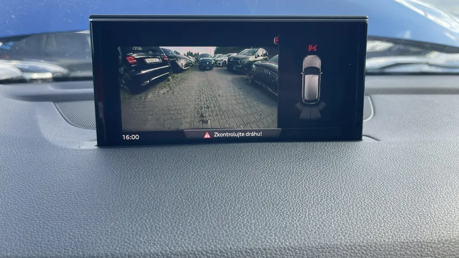 AUDI SQ7 -