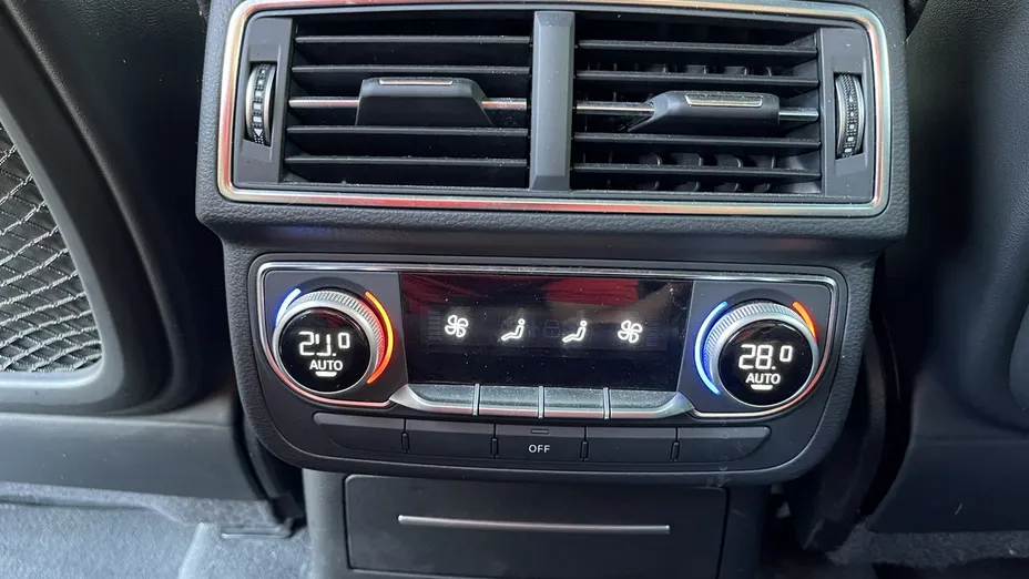 AUDI SQ7 -
