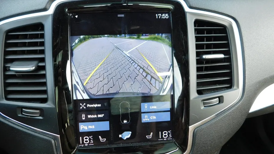 VOLVO XC90 -