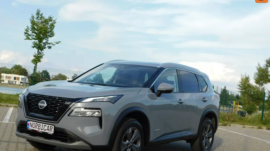 NISSAN X-Trail -