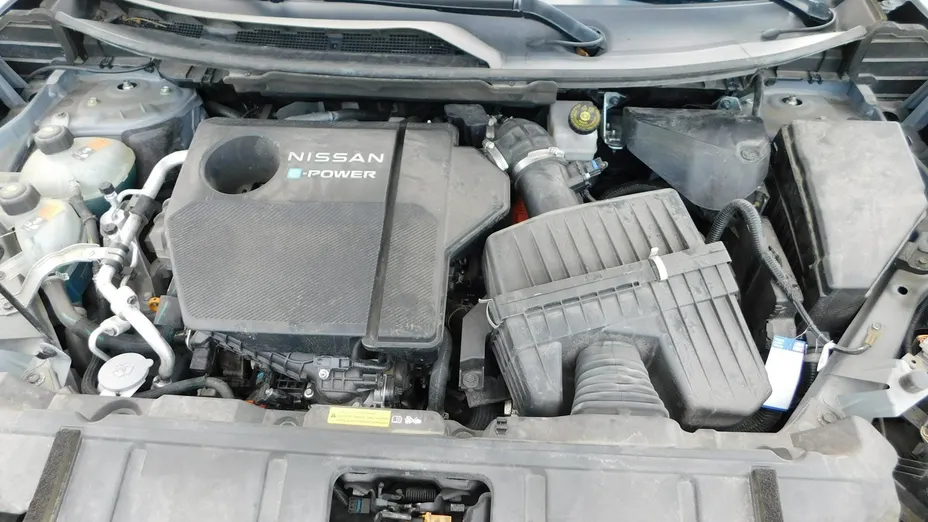 NISSAN X-Trail -