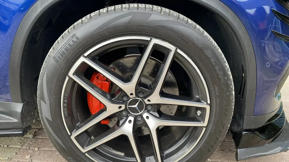 MERCEDES-BENZ GLE -