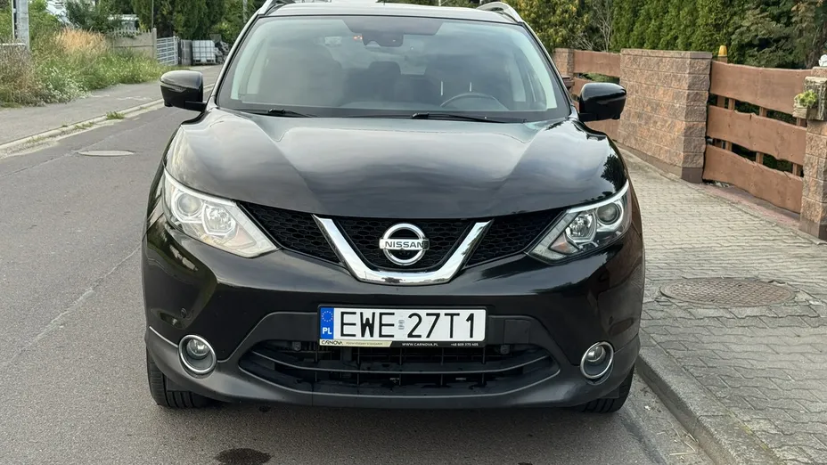 NISSAN Qashqai -