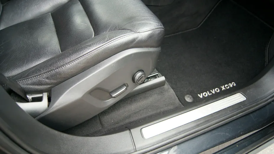VOLVO XC90 -