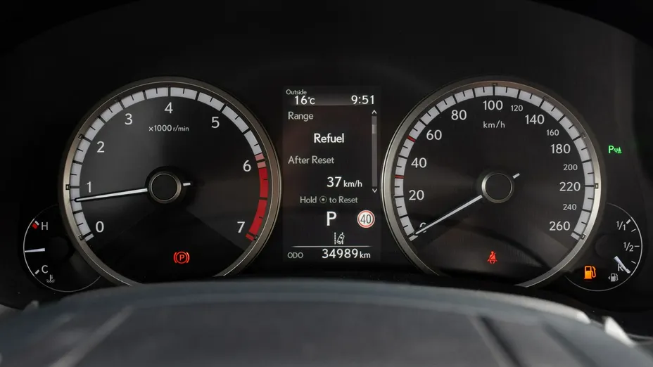 LEXUS NX -