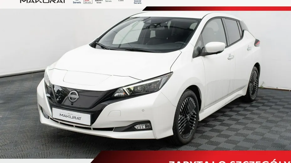 NISSAN Leaf -