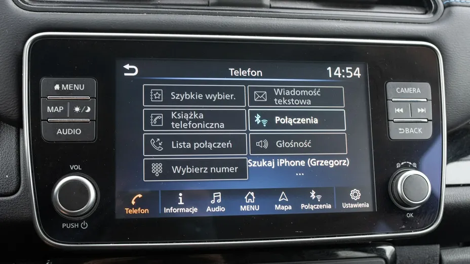 NISSAN Leaf -