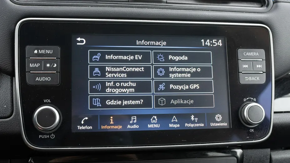 NISSAN Leaf -