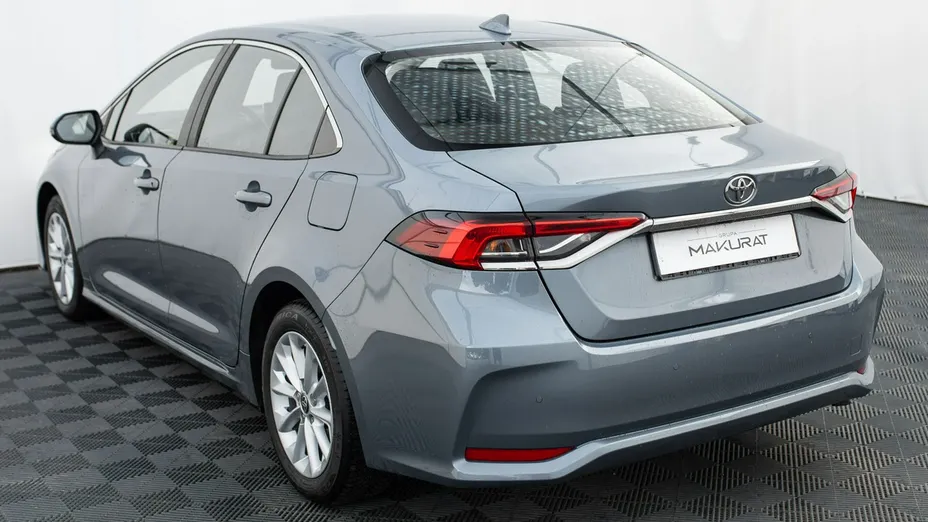 TOYOTA Corolla -