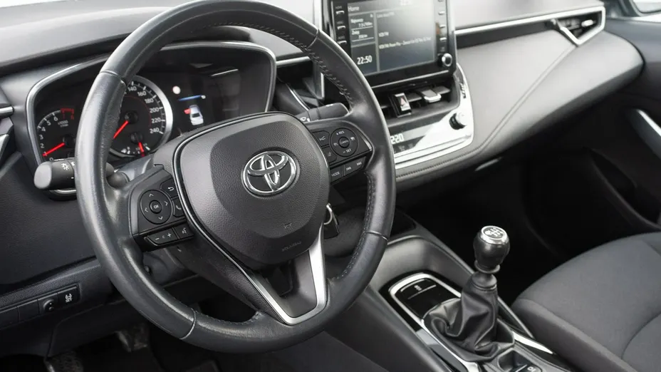 TOYOTA Corolla -