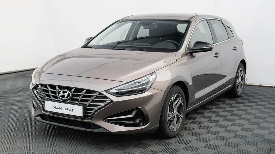 HYUNDAI i30 -