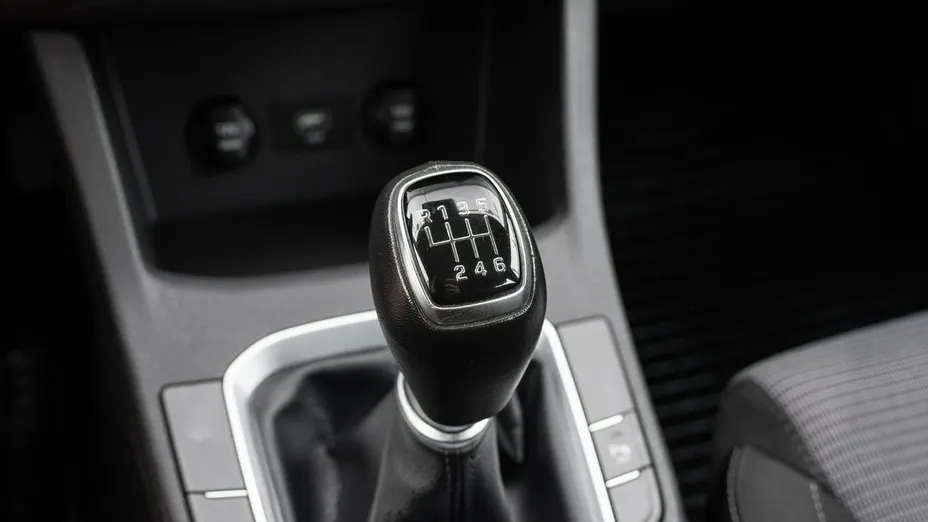HYUNDAI i30 -