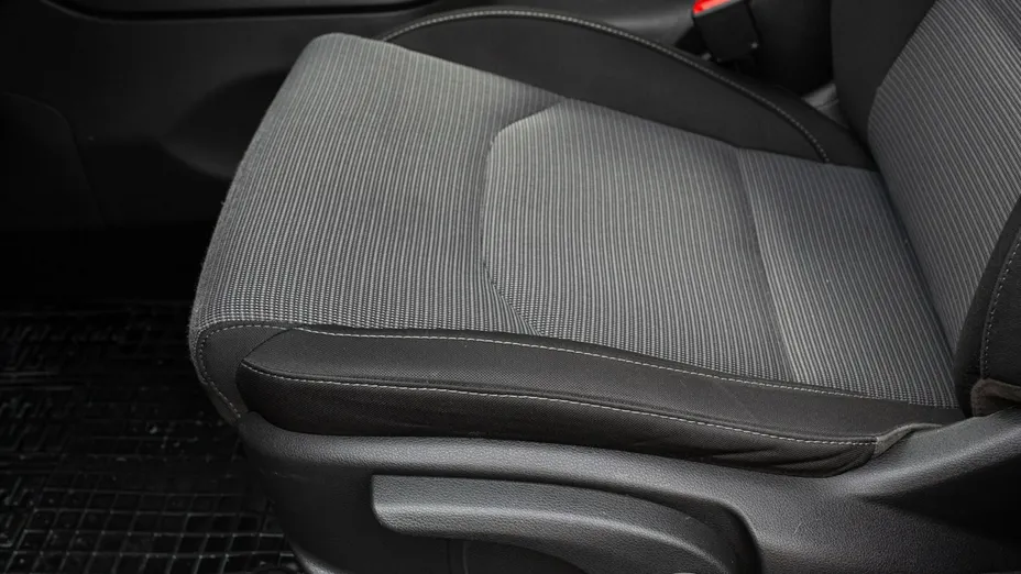 HYUNDAI i30 -