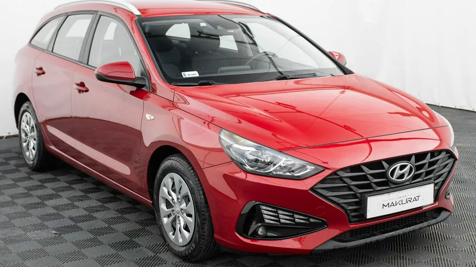 HYUNDAI i30 -