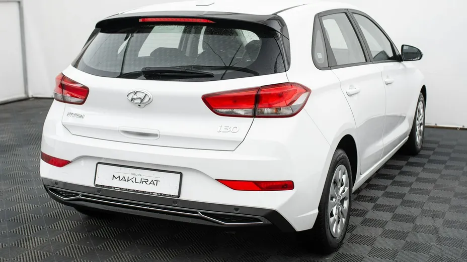 HYUNDAI i30 -