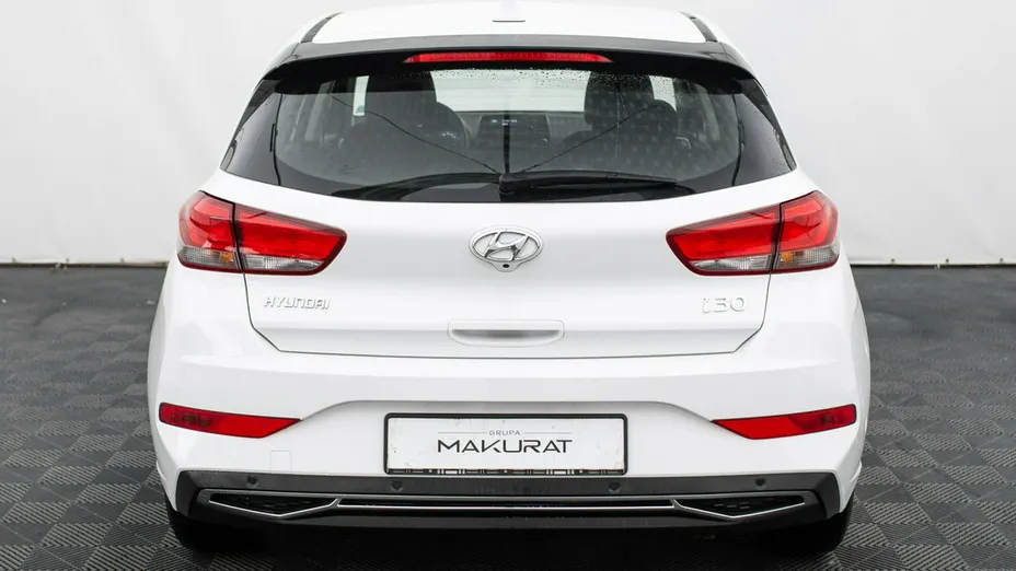 HYUNDAI i30 -