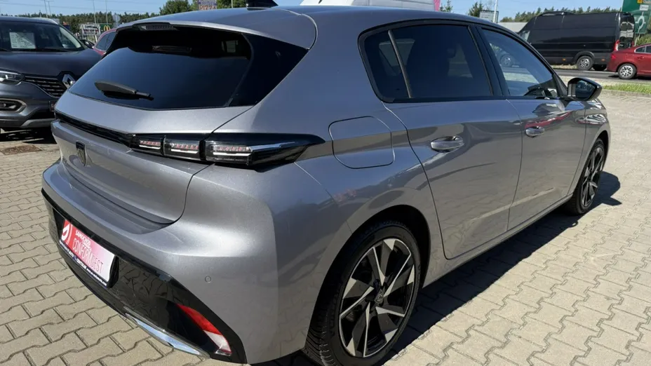 PEUGEOT 308 -