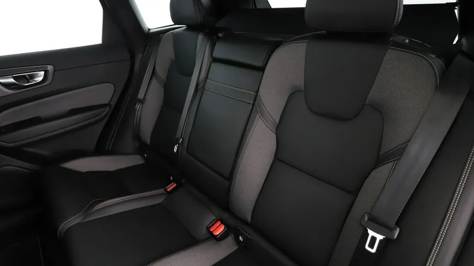 VOLVO XC60 -