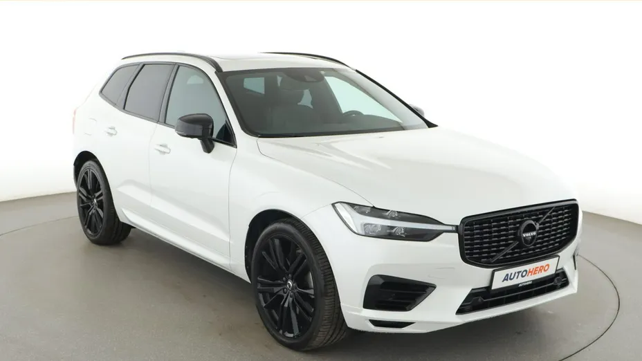 VOLVO XC60 -