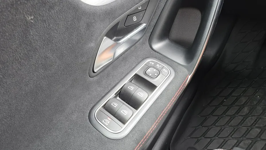 MERCEDES-BENZ A Klasa -