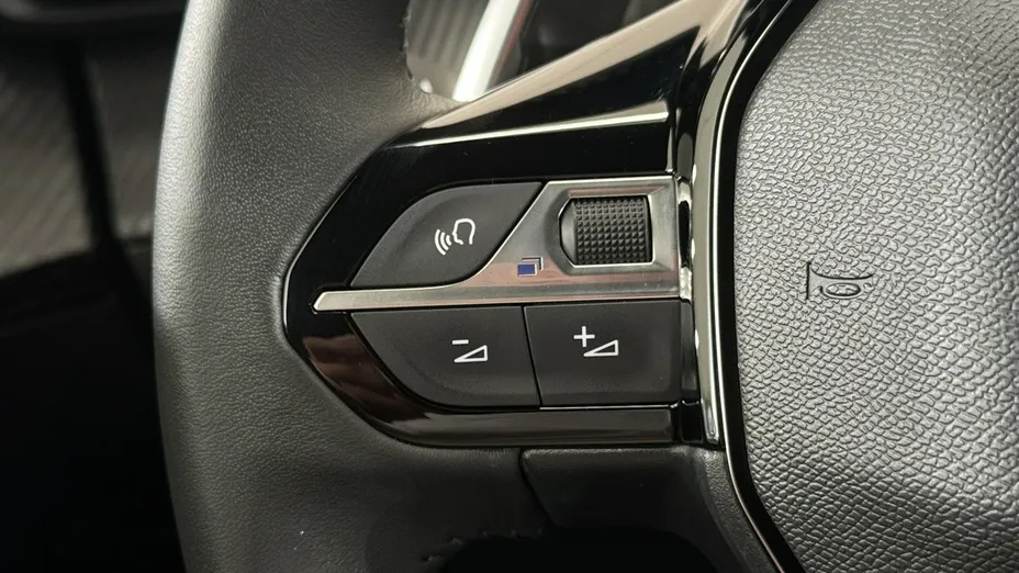 PEUGEOT 2008 -