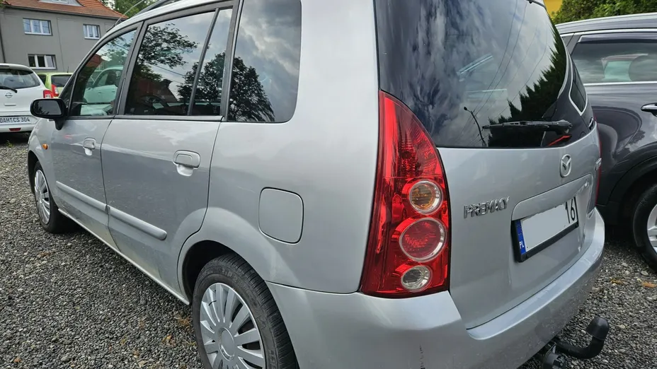 MAZDA Premacy -