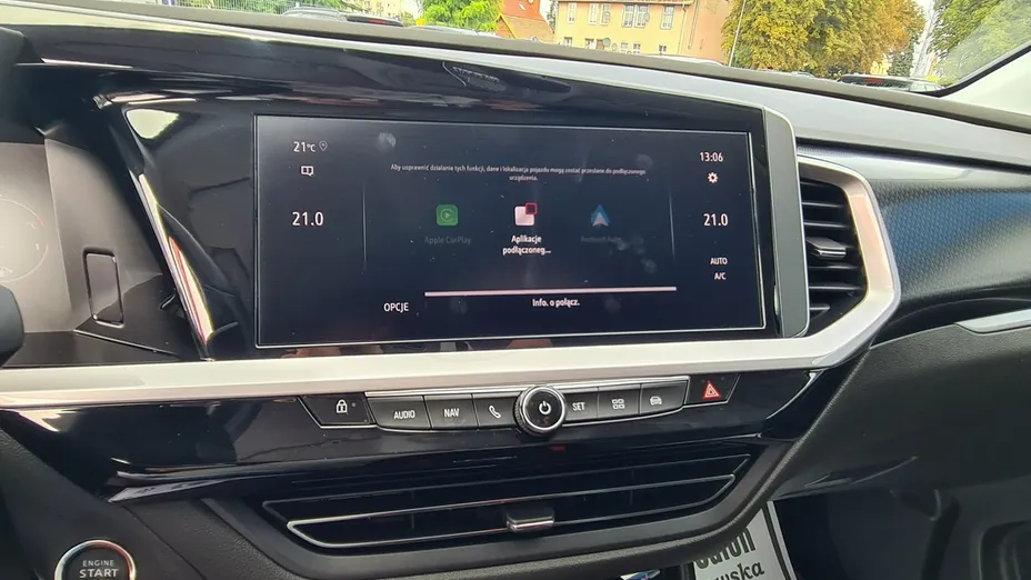 OPEL Grandland X -