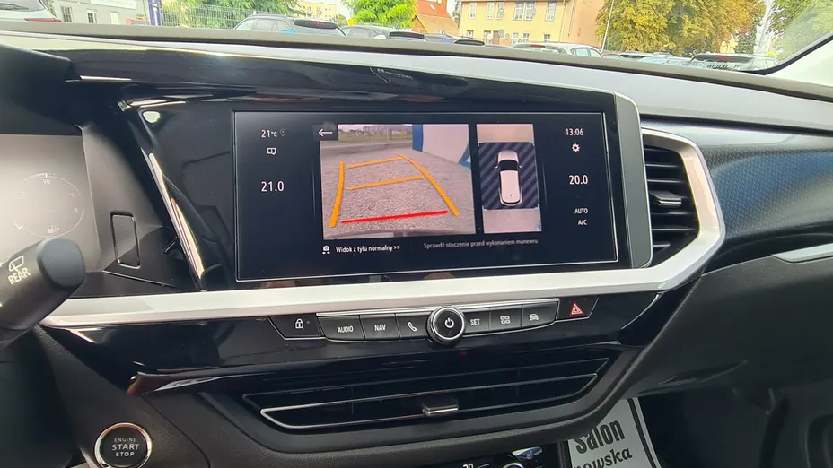 OPEL Grandland X -