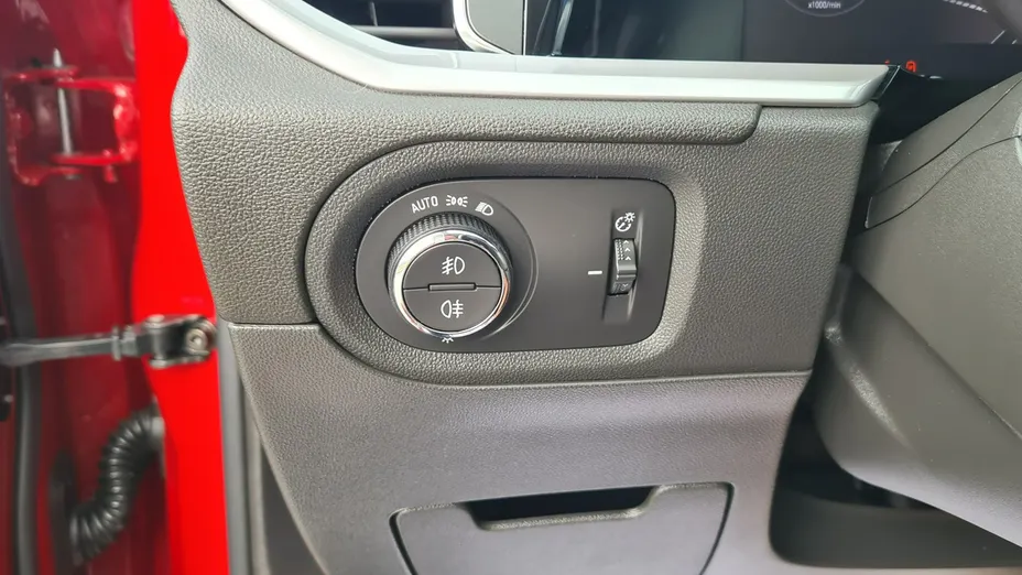 OPEL Grandland X -