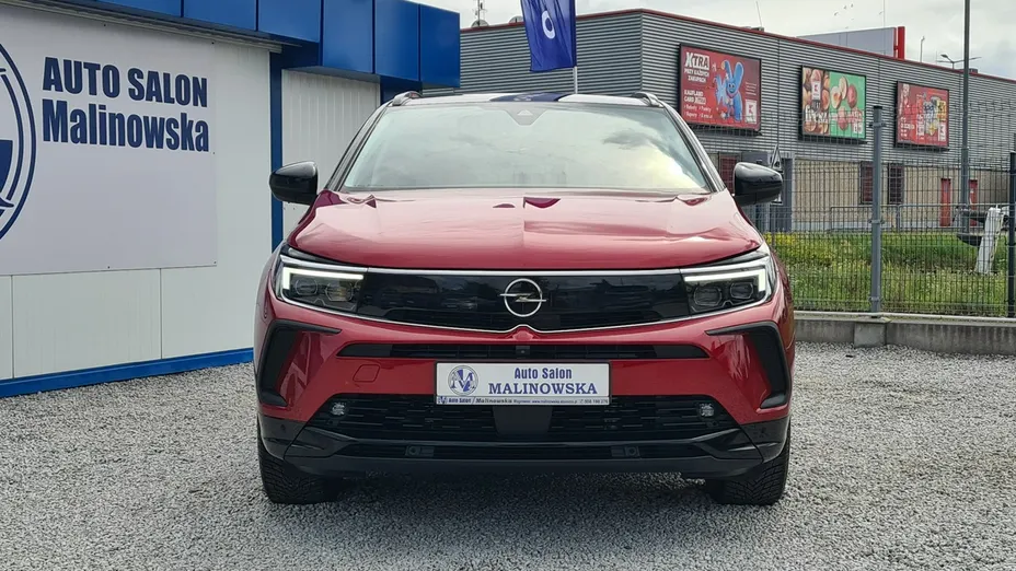 OPEL Grandland X -