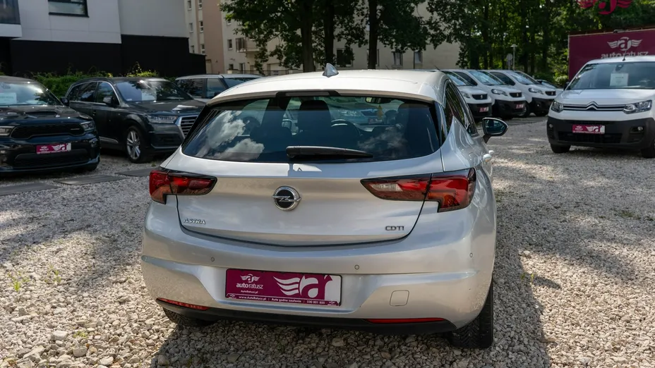 OPEL Astra -