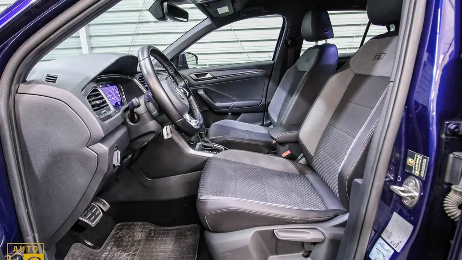 VOLKSWAGEN T-ROC -