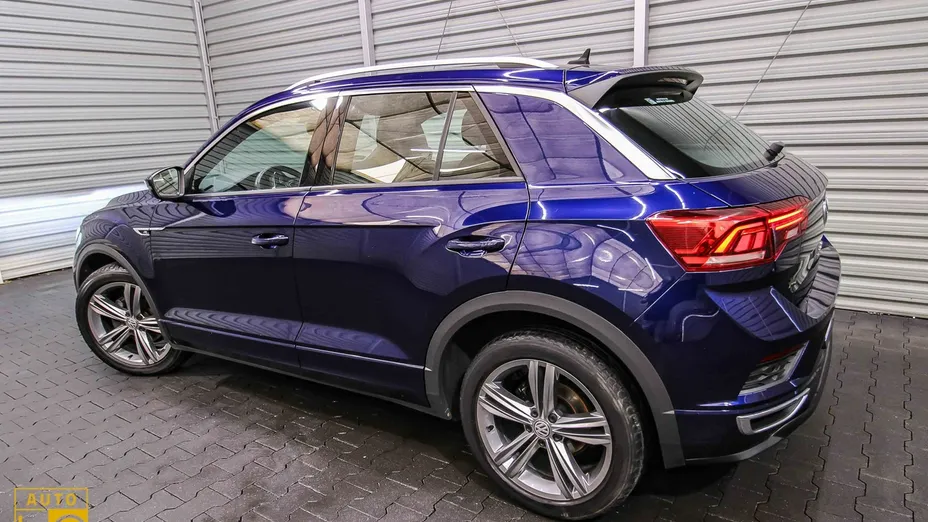 VOLKSWAGEN T-ROC -